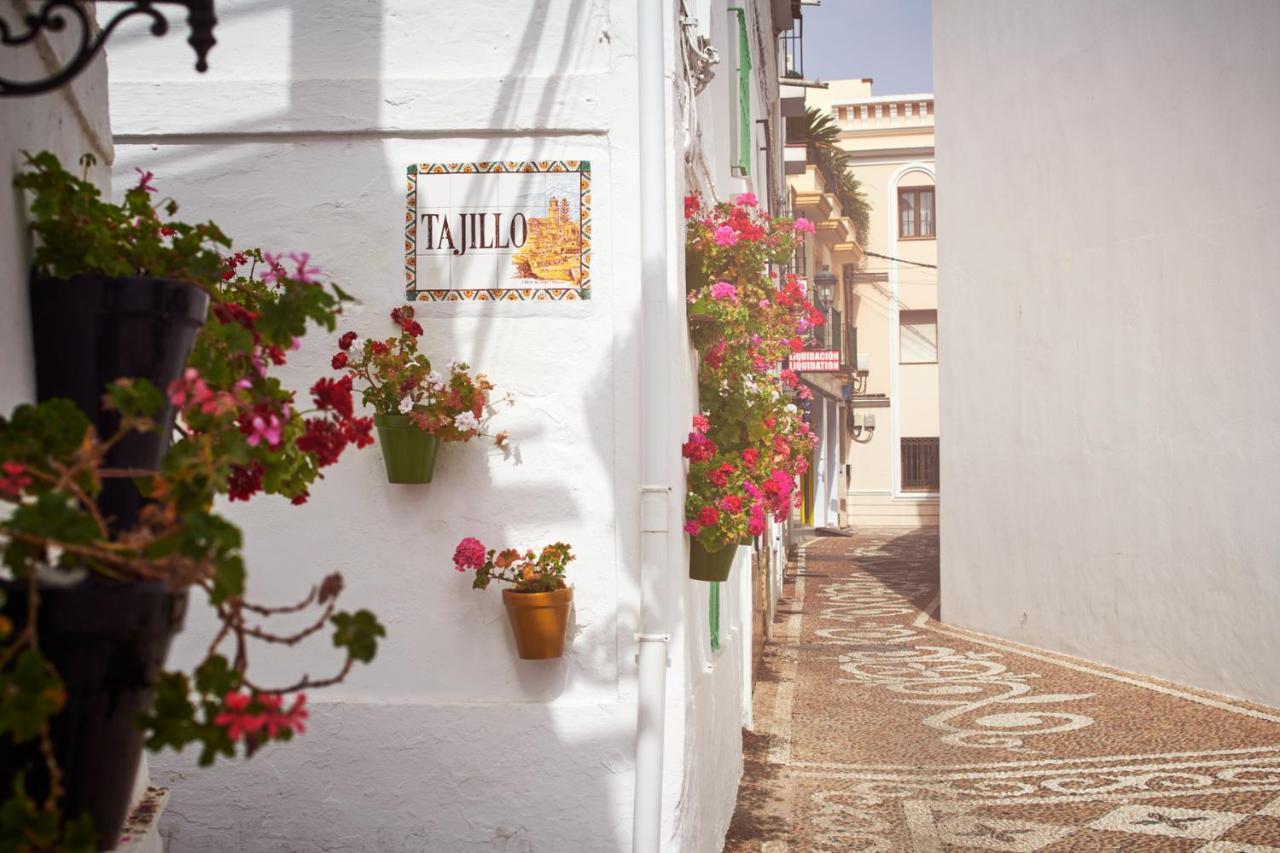Balcon De Europa Apartment Nerja Exterior photo