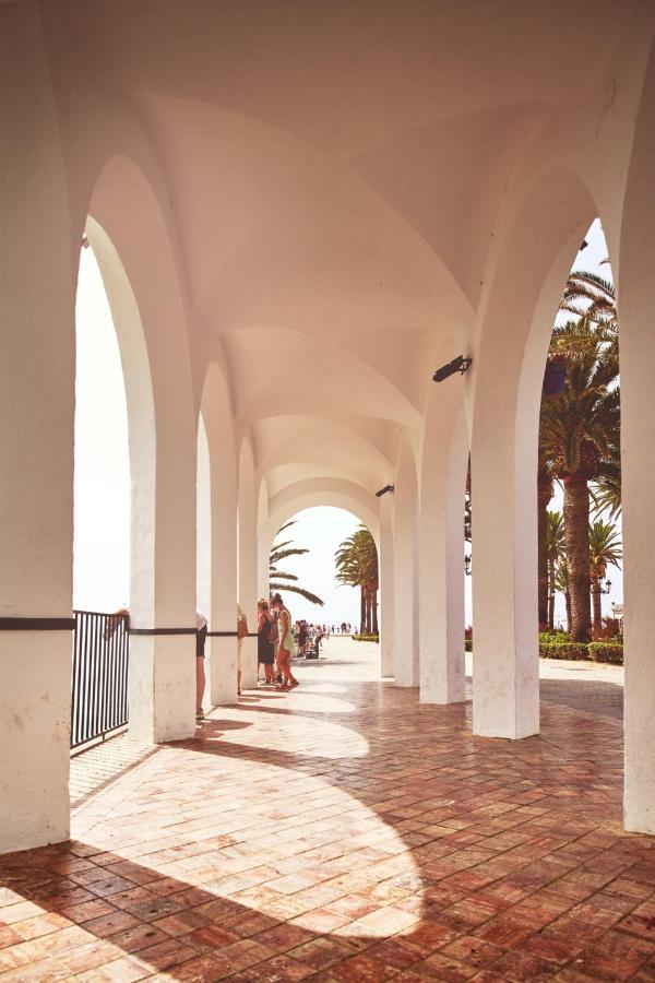 Balcon De Europa Apartment Nerja Exterior photo